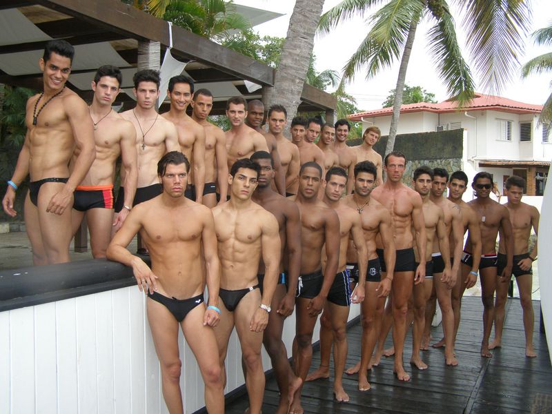 Mister Universe Model 2012. Ảnh tường thật đêm chung kết - Page 10 31