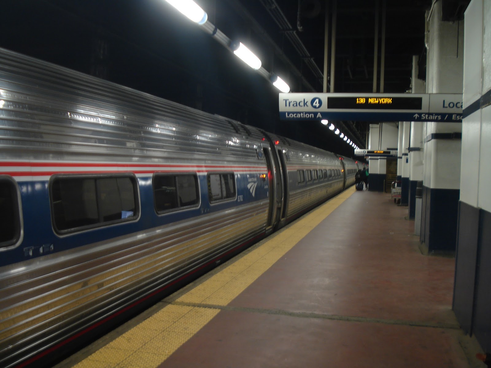 Train to Newark DSC01582