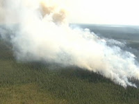 Canada: Violents incendies dans l'ouest, 13 000 personnes évacuées Canada%2Bevacuation