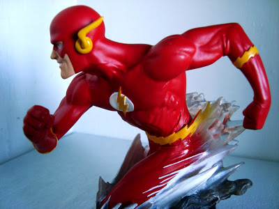 HEROES OF THE DC UNIVERSE: THE FLASH Flash-bust-dc017-724042