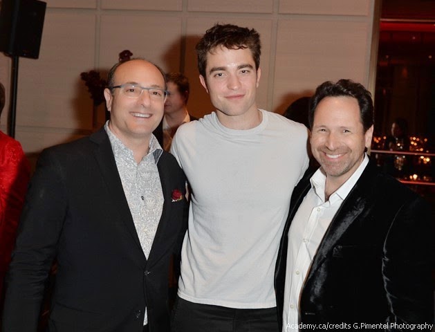 17 Julio - Nuevas/Antiguas Fotos de Robert Pattinson en Canadian Screen Awards Dinner!!! (8 Marzo 2014) 351354-065a2-79994787--u45c9d