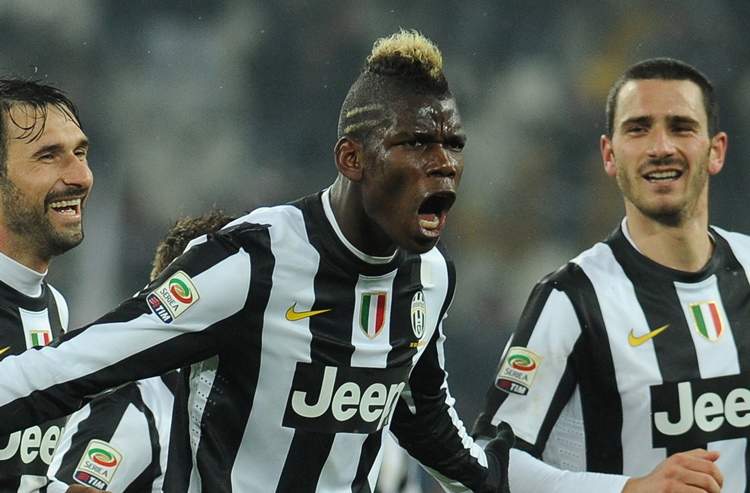 Pogba pode ser a contratação mais cara da história do futebol inglês! Paul-Pogba-double-udinese-juventus-stadium-celebration