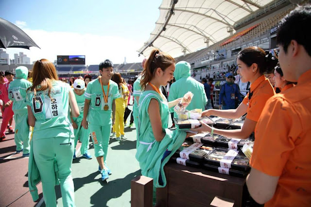 صور B.A.P في Idol Star Athletics Championship BTW9jHeCEAIkyf2.jpg-large