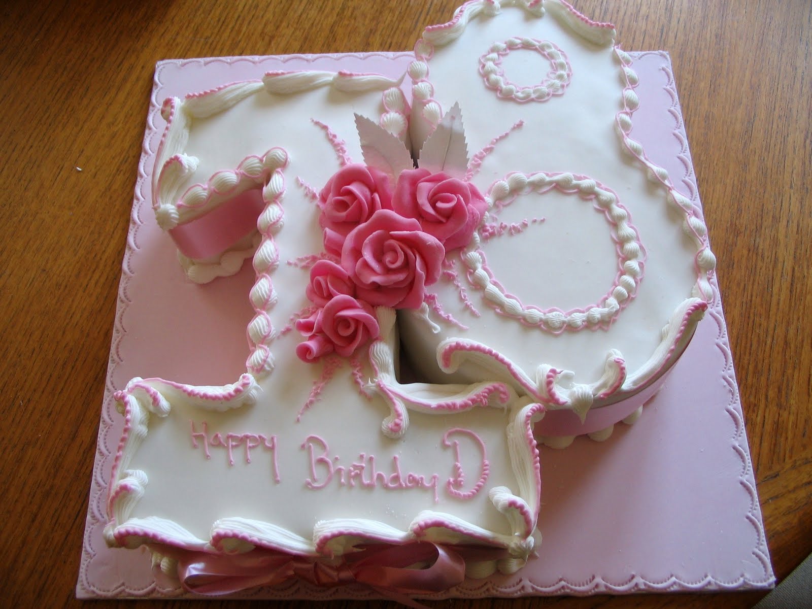 Chúc mừng sinh nhật Frikenstein  18th_Birthday_cake-pretty