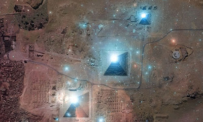 EL 03 DE DICIEMBRE TRES PLANETAS SE ALINEARAN EXACTAMENTE COMO LAS PIRAMIDES DE GIZA Pir%C3%A1mides-de-Egipto