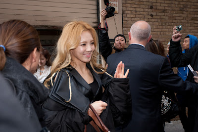 [PICS] SNSD @ New York City Pictures + Japanese Mobile Fansite Photo || 03.02.12 18