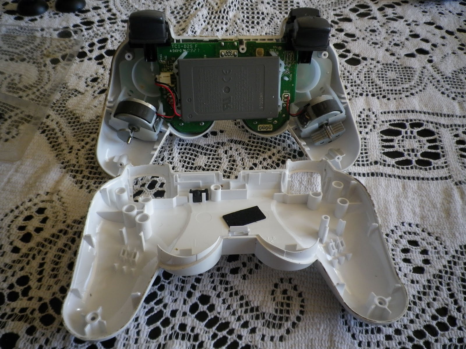 Tópico de ajuda técnica para comandos Dualshock 3 IMGP2174