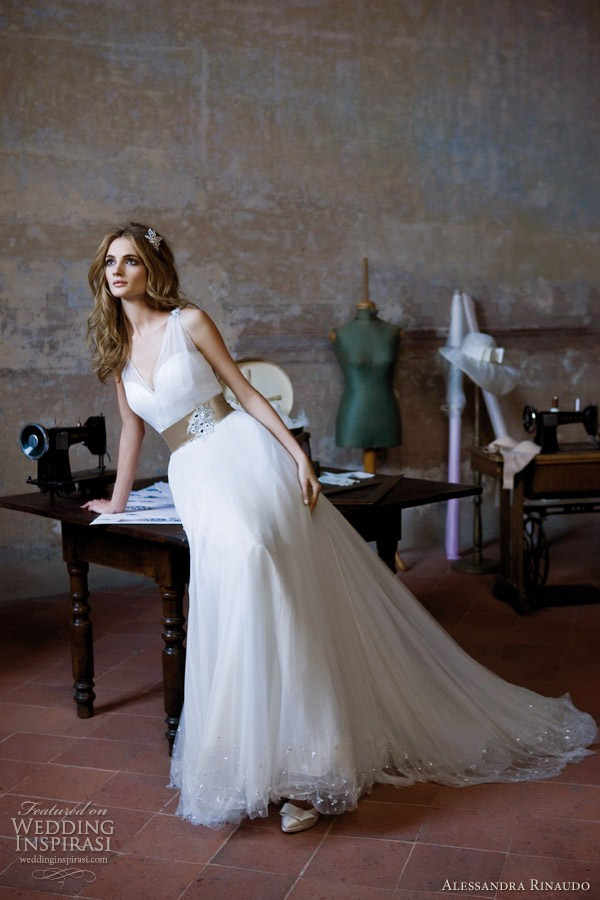 Wedding Dresses New Collection 2012 pics Alice-wedding-dress-2012