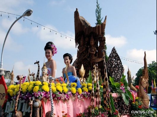 صور مذهلة لمهرجان الزهور في تايلاند Festival_flowers_thailand_06