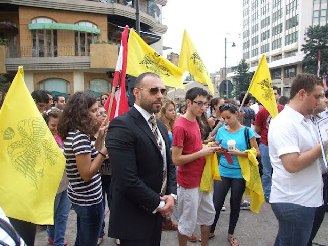 Διαμαρτυρία Ελληνορθόδοξων του Λιβάνου για την τουρκική ταινία «ΑΛΩΣΗ 1453» 375948_10151076132900994_1365701863_n