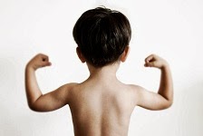 كيف تجعل طفلك صاحب شخصية قوية Child-strong-Karate-Strong