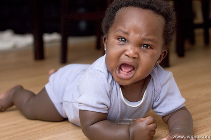 Funny pics of angry babies Babies_that_are_pissed_06