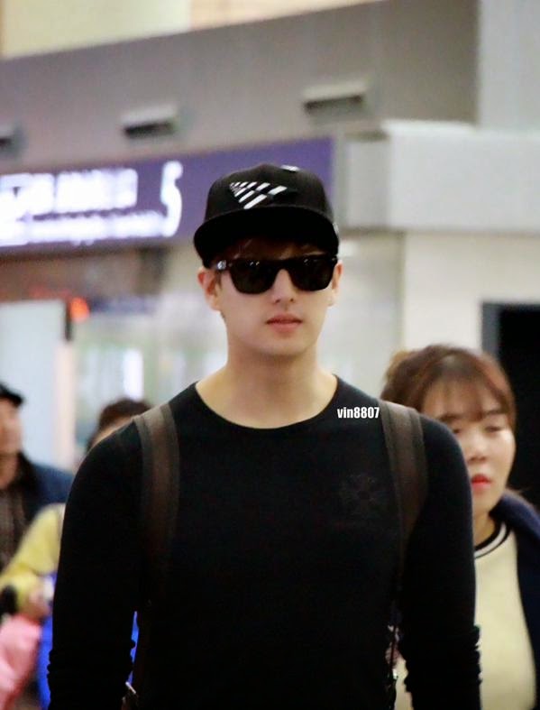 Eli @ Shanghai Pudong International Airport 1