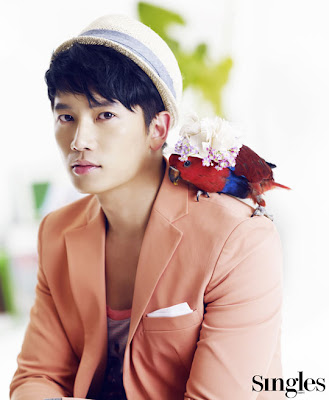 [PHOTOSHOOT] Ji Sung pour "Singles" 20110727_jisung_singles_1