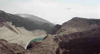  SEGUIMIENTO MUNDIAL DE VOLCANES DÍA TRAS DÍA . - Página 15 Volcan_10