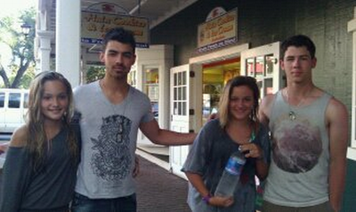 Jonas Brothers vacaciones en Hawaii Jonashawaifan2