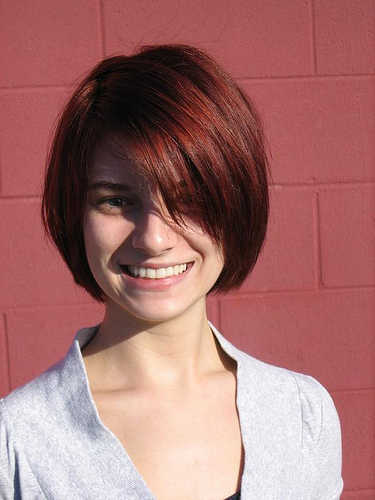 قصات شعر 2011 Pictures_of_short_bob_hairstyle_Short-Bob-Hair-Styles-With-Bangs-2