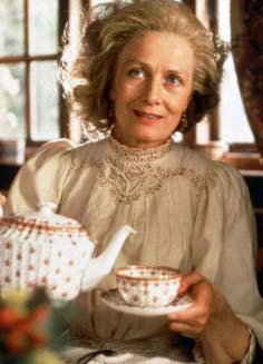 These charming ladies ... Retour-a-howards-end-1992-01-g