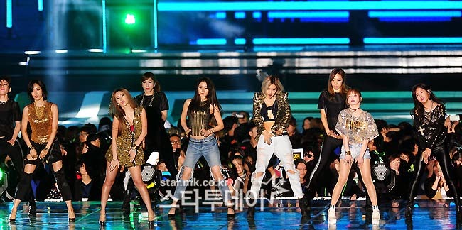 [PRESS][28.09.14] T-ara @ Dream Concert 2014  2014%2Bhallyu%2Bdream%2Bfestival%2Bt-ara%2B(3)