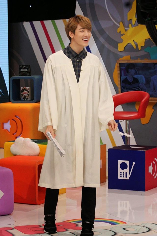 [PICS] Kevin @ After school club - Page 2 19