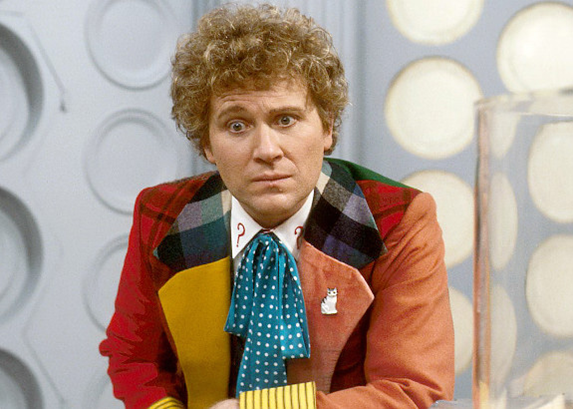 Un objet à 15 - Page 14 Colin-baker-the-6th-doctor-classic-doctor-who-23555170-573-409