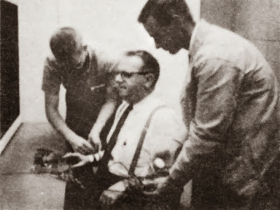 10 experimentos psicológicos que deram terrivelmente errado Milgram