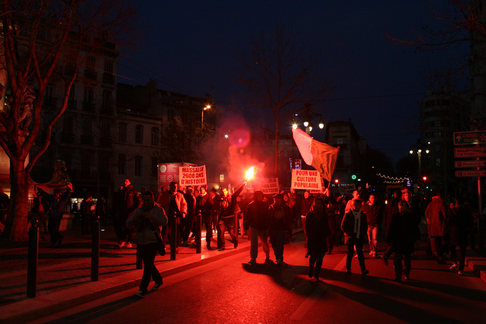 Le Mouvement en France . - Page 12 Clameur02