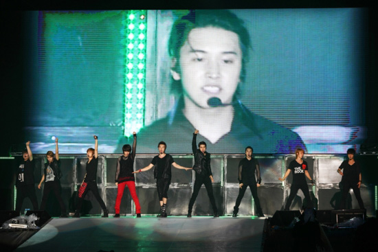 Super Junior se hace cargo de Vietnam con "Super Show 3 '   20110510_superjunior