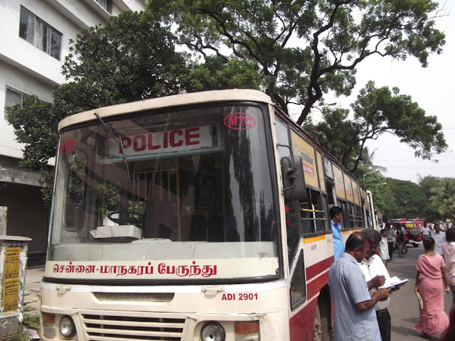 சட்டமன்ற முற்றுகைப் போராட்டம் தொடங்கியது: பல்லாயிரக்கணக்கான மக்கள் பங்கேற்பு! (படங்கள் இணைப்பு)  DSCF2528