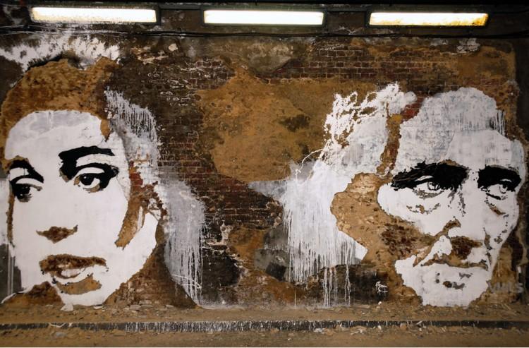 சிறந்த  உருவாக்கம்  Vhils%2527s%2BChipped%2BWall%2BPortraits%2B-%2BAwesome%2BArtworks%2B%25285%2529