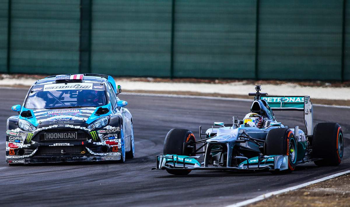 Ranking de Vendas - Junho de 2.014 - Página 2 Lewis-Hamilton-x-Ken-Block