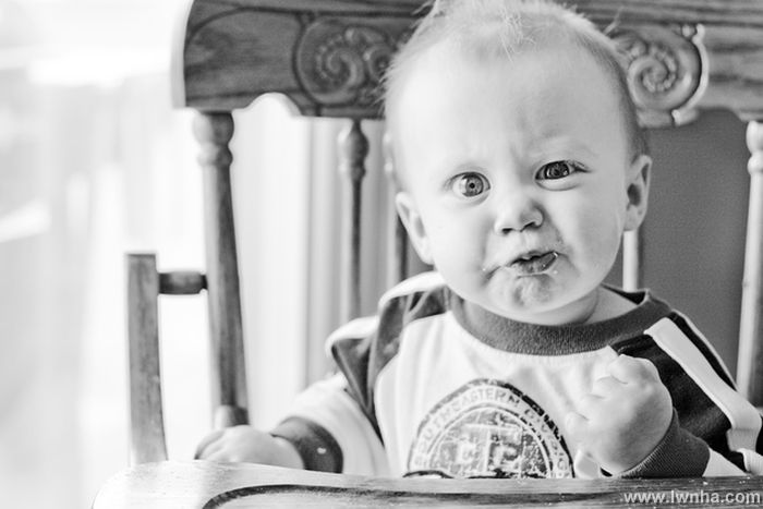 Funny pics of angry babies Babies_that_are_pissed_01