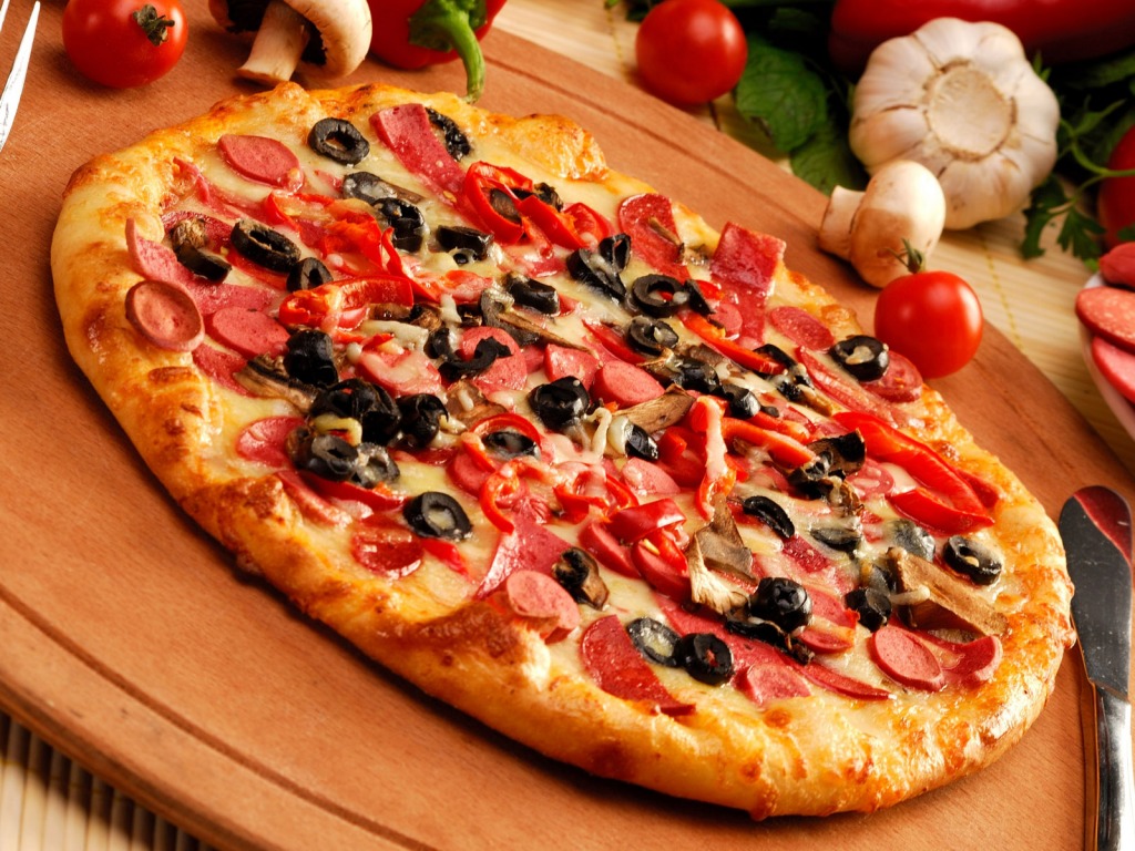 Hrana Pizza-download-besplatne-pozadine-za-desktop-slike-hrana-kompjuteri-ostalo1024%2Bx%2B768