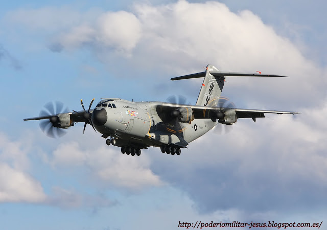 Alemania - Airbus A400M Atlas  ( avión de transporte militar de largo alcance y avión cisterna propulsado por cuatro motores turbohélice consorcio ) - Página 7 F-WWMT-Airbus-Military-Airbus-A400_PlanespottersNet_127717