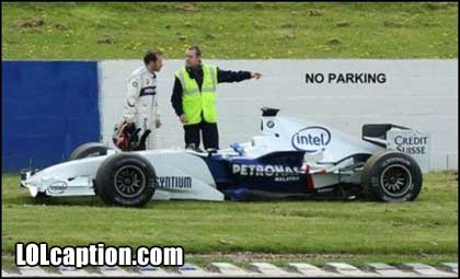 Fotos graciosas - cómicas - raras de la F-1 Funny-picture-f1-no-parking-read-the-sign