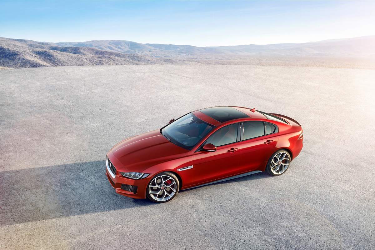 Novo Jaguar XE - Página 2 Jaguar-XE-2016%2B(1)