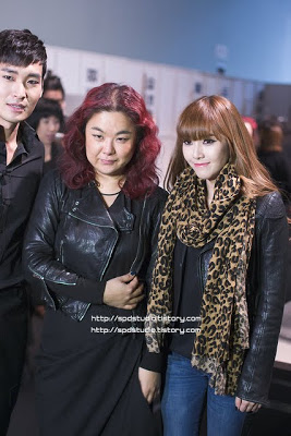 [PICS][11-04-2011] Jessica làm người mẫu cho bộ sưu tập của Lee Jooyoung tại tuần lễ thời trang Seoul 2