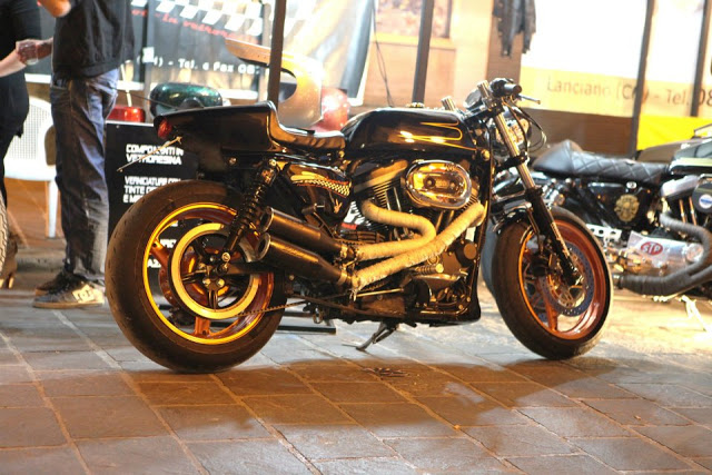 1200 Sportster Café Racer 418937_101448246647245_100003462091522_6532_545151040_n