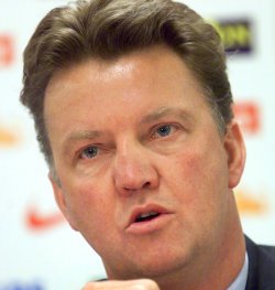 ¿Quién debería ser el Director Técnico de Chelsea FC en la próxima temporada? Van_gaal1