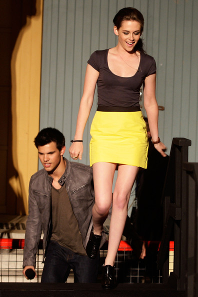 nuevas fotos de kristen y taylor en luna park °°° Ses10