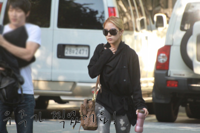 [Pics] BoA en los Angeles; Fiesta SM & Camino a Music Bank 171f3a29f56202b899250abb