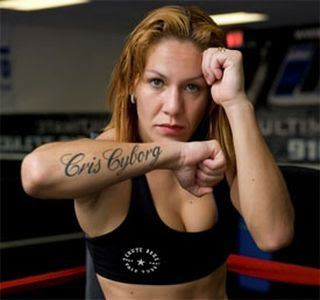 Campeona de MMA, ¿a WWE? Cristiane-cyborg-santos