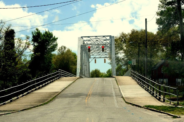 Tree Hill´s Bridge 009