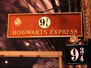 Estación de tren Hogwarts_Express_by_HollyPotter