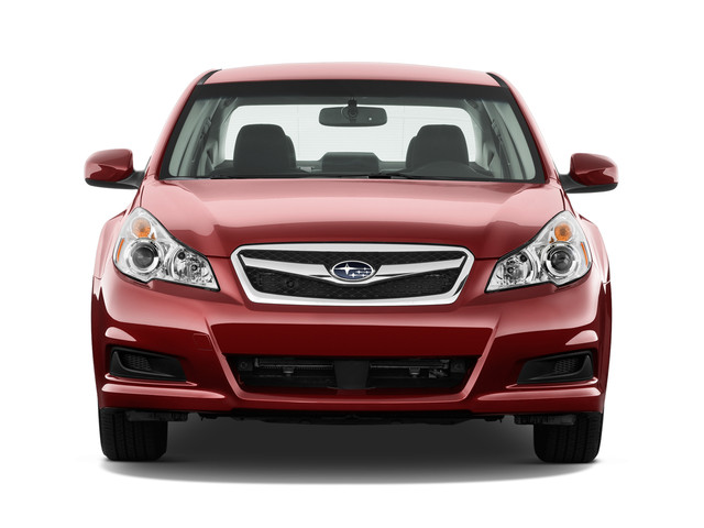 Subaru Legacy 2010 Subaru_legacy_2.5i_2010_exterior_frontview