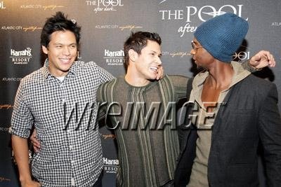 Alex Meraz / Bronson Pelletier / Chasker Spencer / Tyson Housman / Kiowa Gordon - Página 3 1lobos