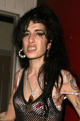 Adis a Amy Winehouse Amy_winehouse