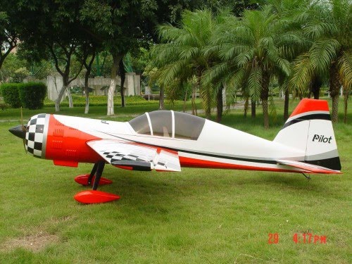 Yak 54 - 46% de Pilot RC DSC04591