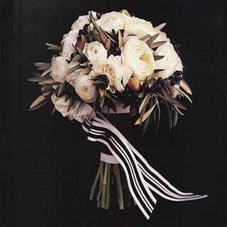 اجمل مسكات ورد للعروس  2-title-bouquet-big