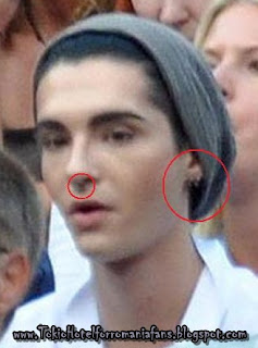 Tom are un septum ?¿ Bill are cercel in urechea stanga!!!! Bill